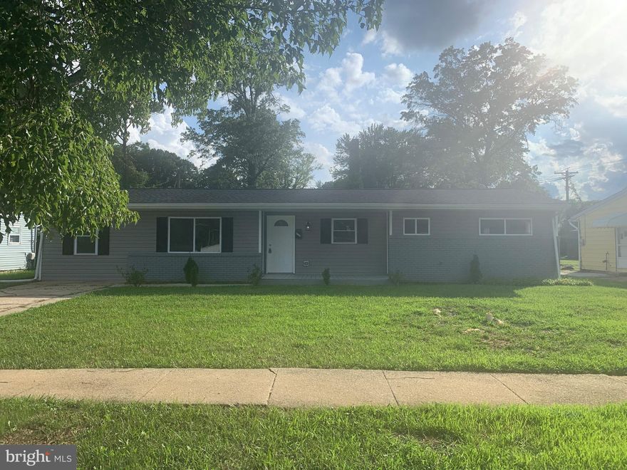 Spacious 5 bedroom 3 full bath home features vaulted ceilings, beautiful flooring, and an updated kitchen with breakfast nook. Make this home yours today!