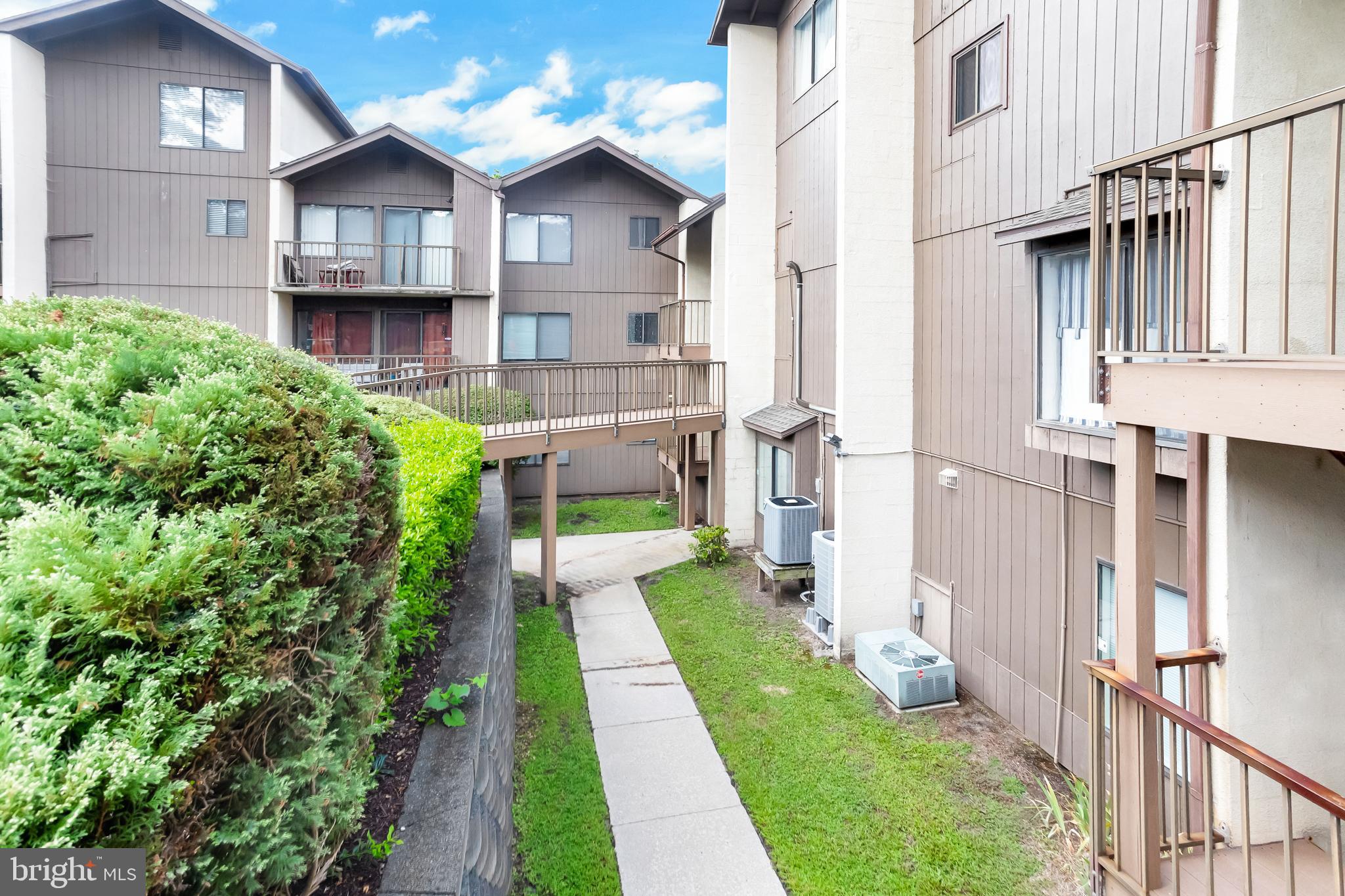 CANAL WOODS CM - Residential