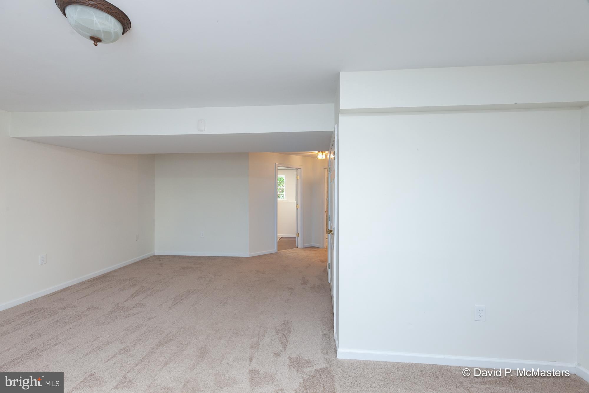 COUNTY GREEN - Residential