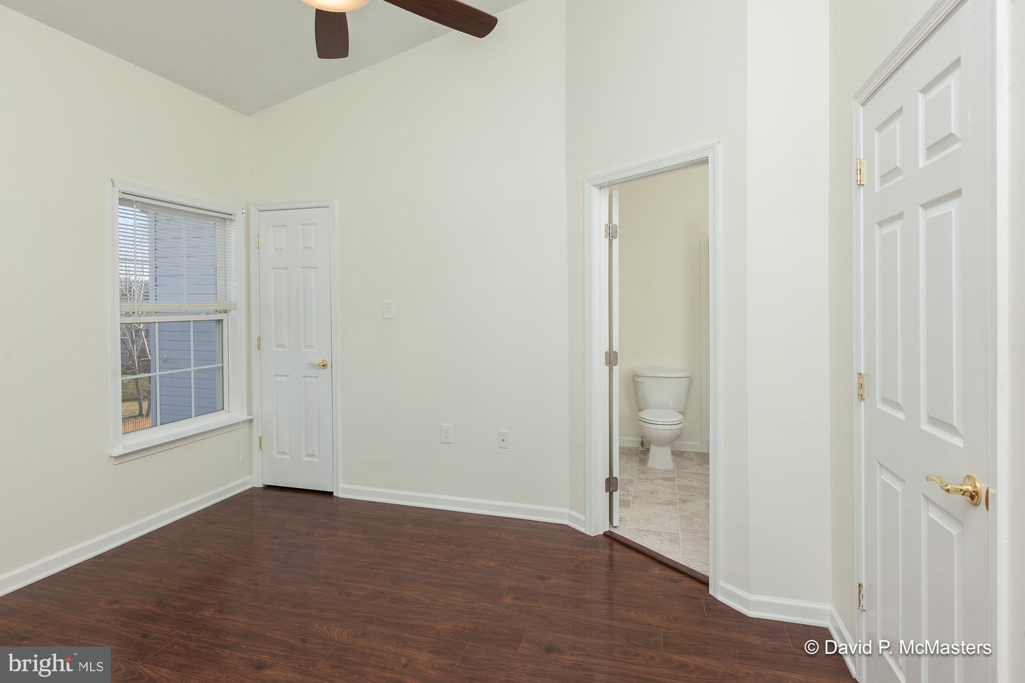 COUNTY GREEN - Residential