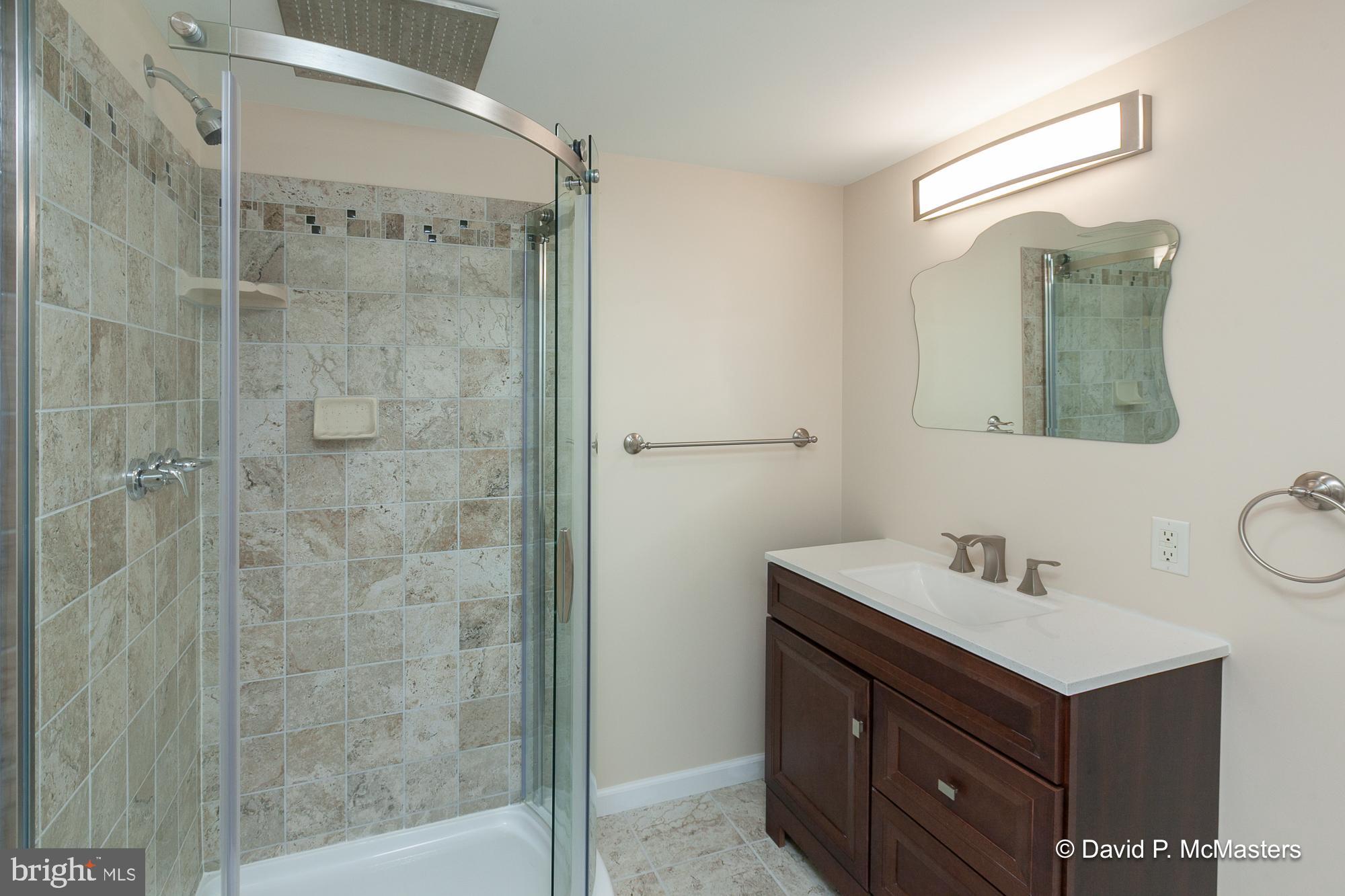 COUNTY GREEN - Residential