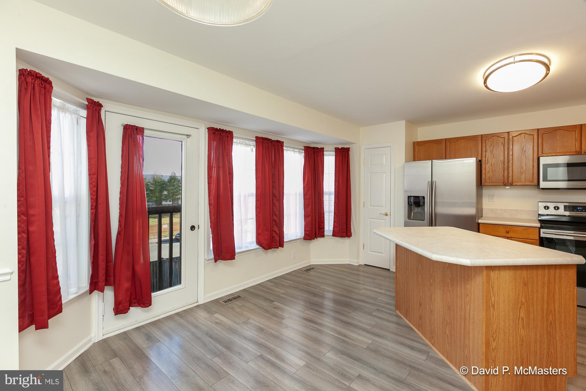 COUNTY GREEN - Residential