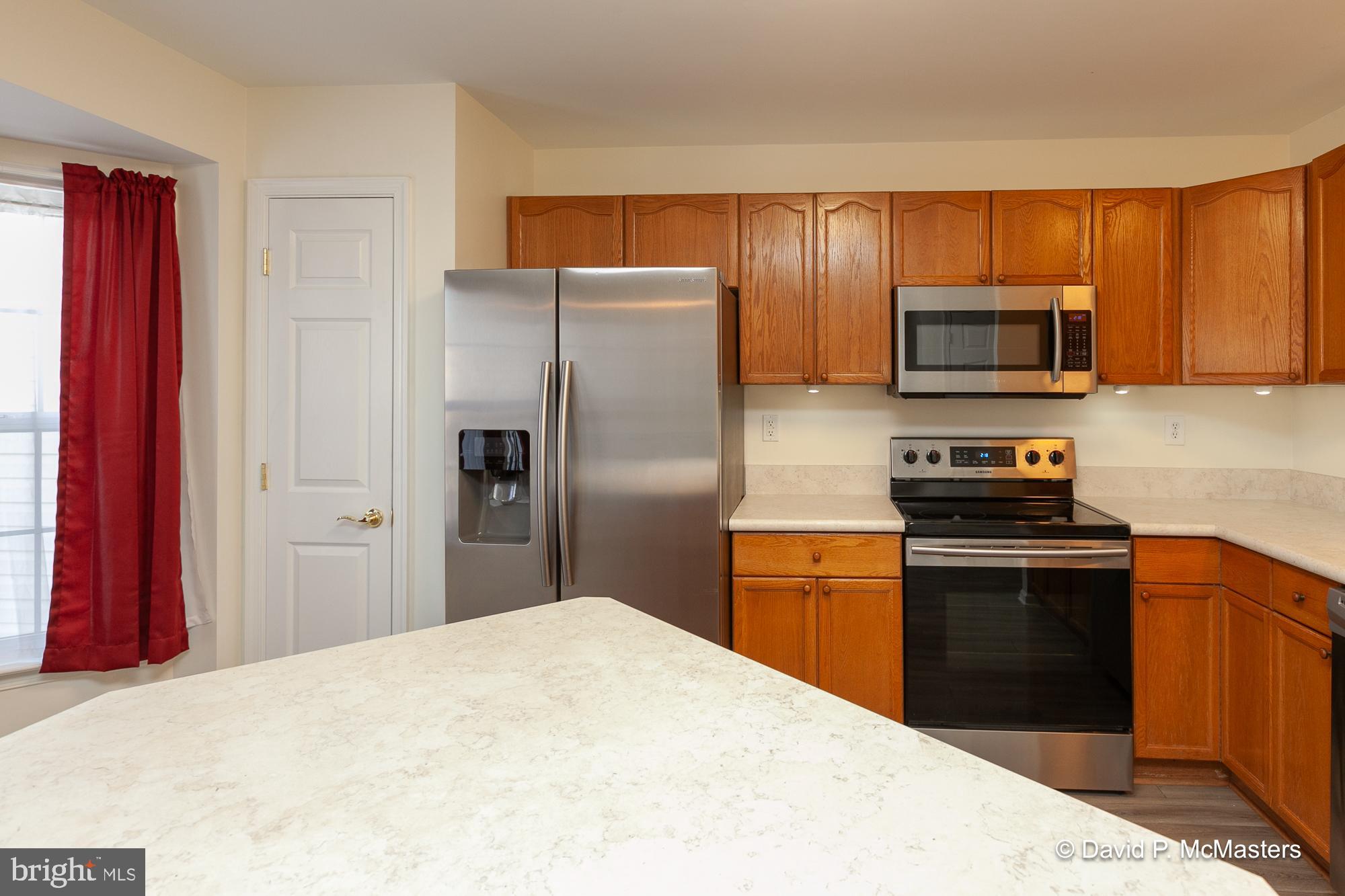 COUNTY GREEN - Residential