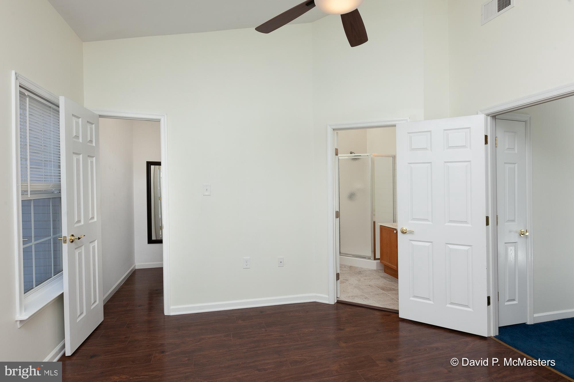 COUNTY GREEN - Residential