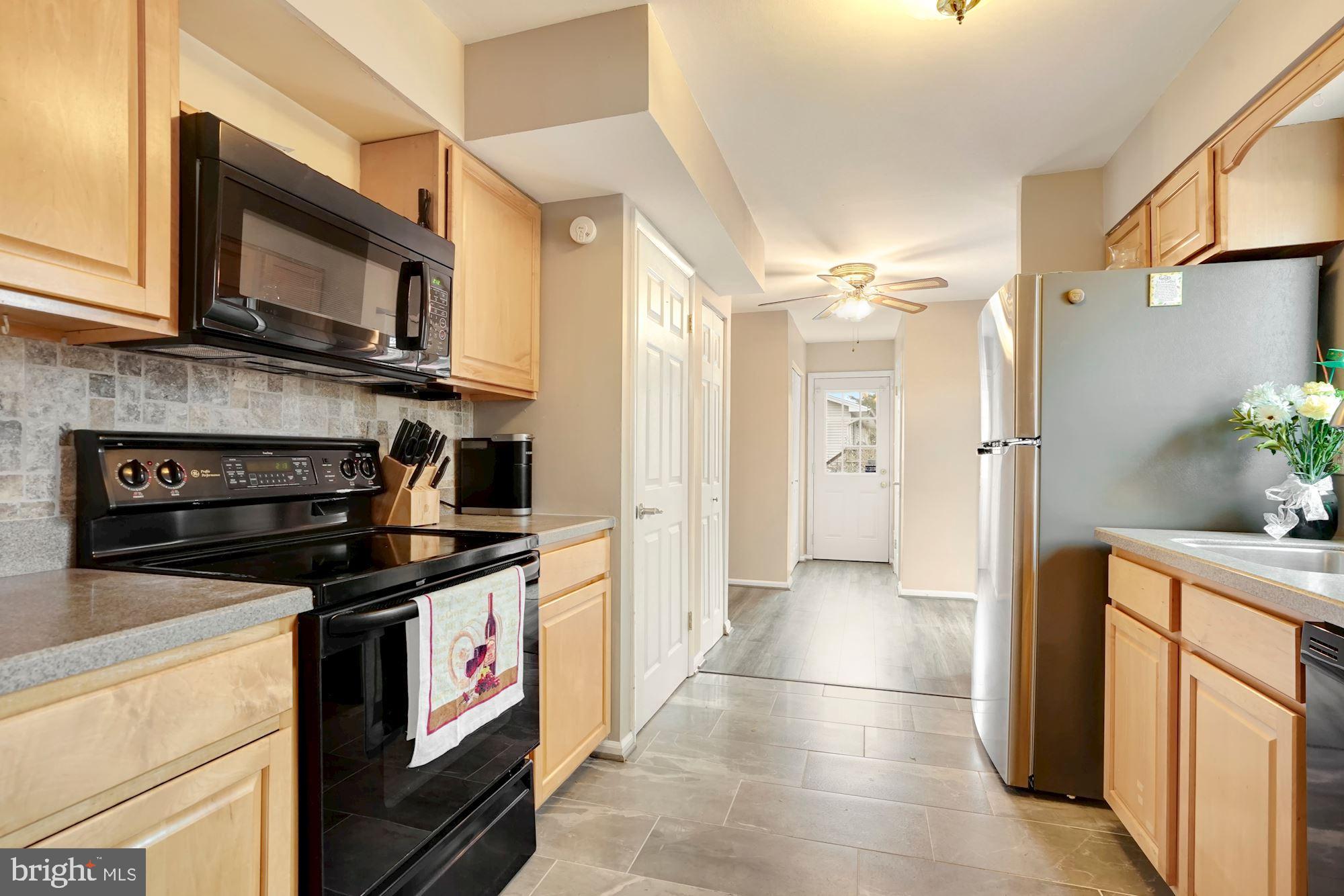 WARRENTON LAKES - Residential