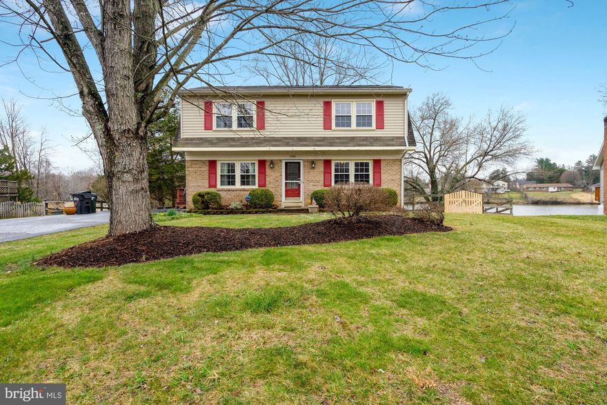 Beautiful 3 bedroom, 3.5 bath home in Warrenton Lakes on the DC side of Warrenton on a cul-de-sac with lakefront access. Home has been freshly painted on main level with new LVP flooring throughout the majority of the main and upper levels, a new ceramic floor in the kitchen, newer HVAC, large deck and a private lake dock.  Rear yard is log fenced with a detached 200 sf shed w/ electricity. Warrenton Lakes is a mature, quiet neighborhood with common access to the lake. Paddleboarding and canoes are allowed on the lake. Four minutes from the Warrenton Village Center. Six minutes to the city of Warrenton. Ten minutes from the Fauquier Health Hospital.