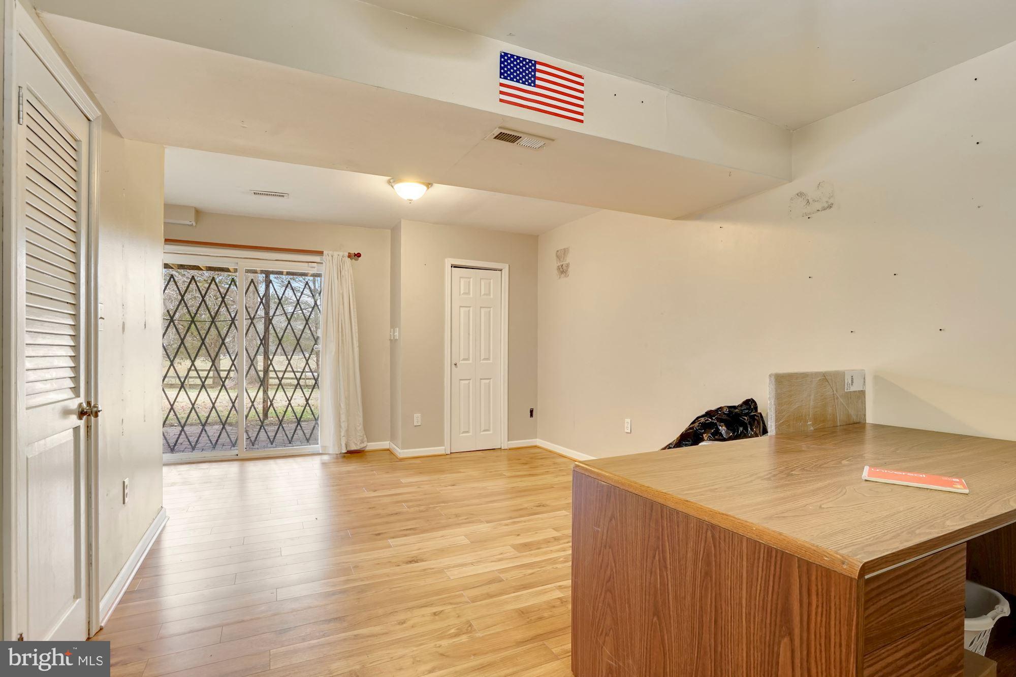 WARRENTON LAKES - Residential