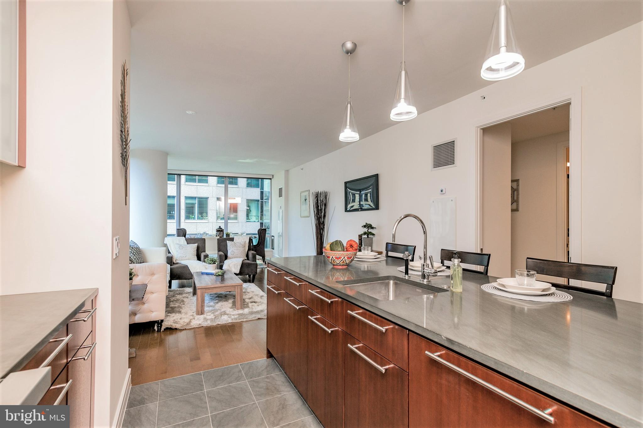AVENUE OF THE ARTS - Residential Lease
