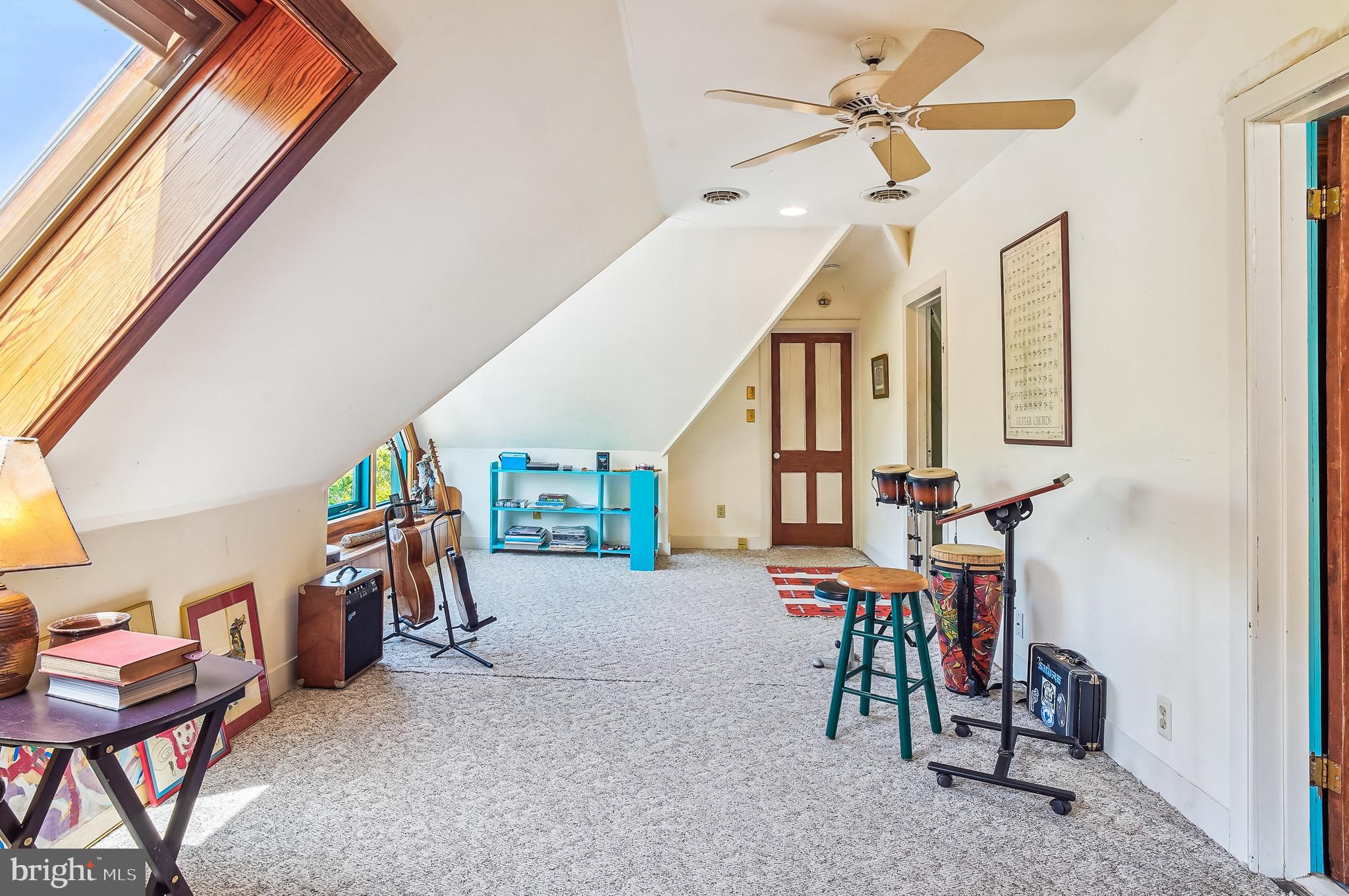 ROYAL OAK - Residential