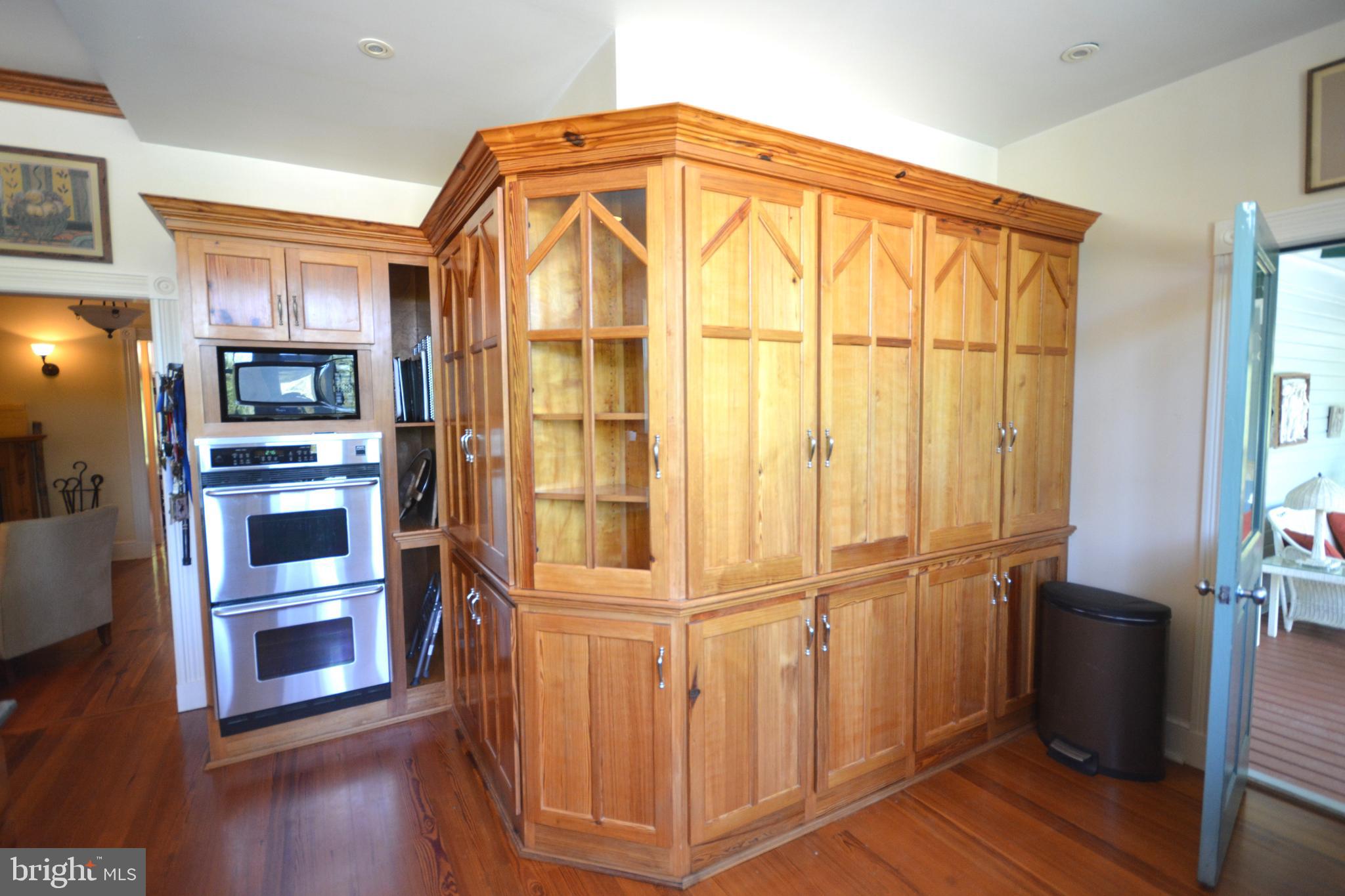 ROYAL OAK - Residential