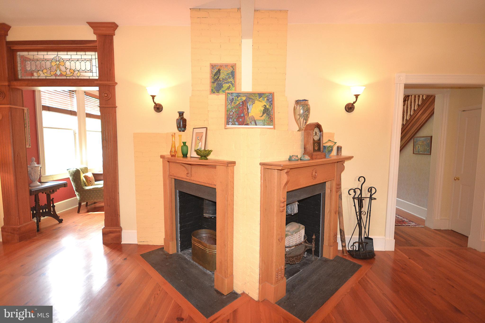 ROYAL OAK - Residential