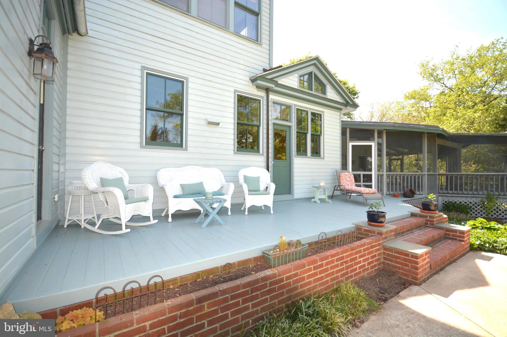 ROYAL OAK - Residential