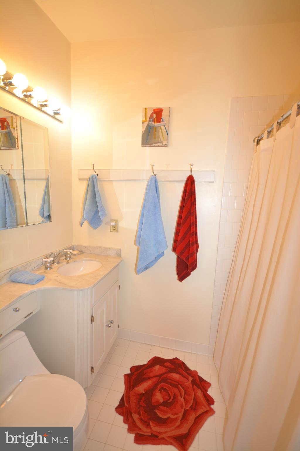 ROYAL OAK - Residential