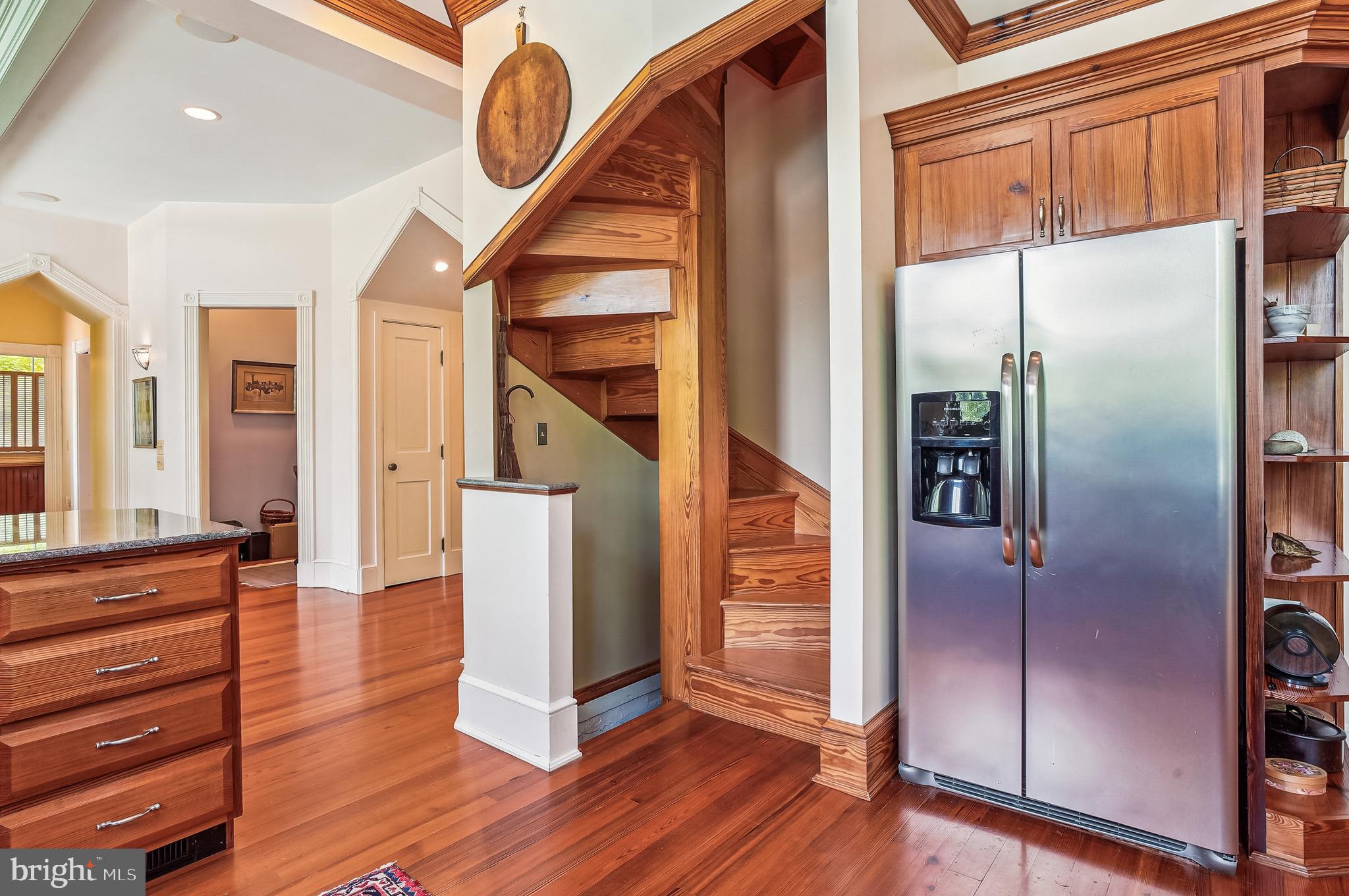 ROYAL OAK - Residential