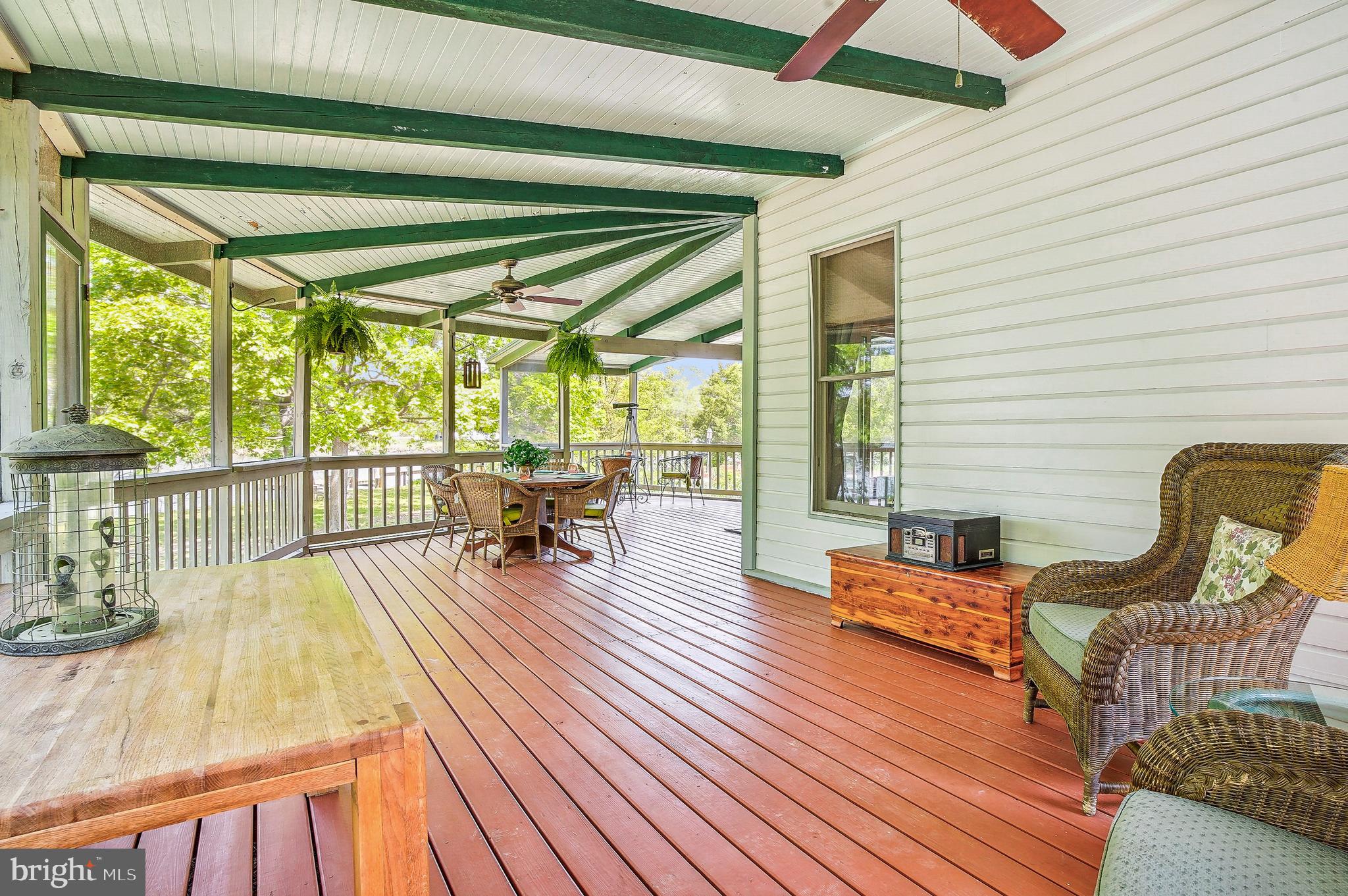 ROYAL OAK - Residential