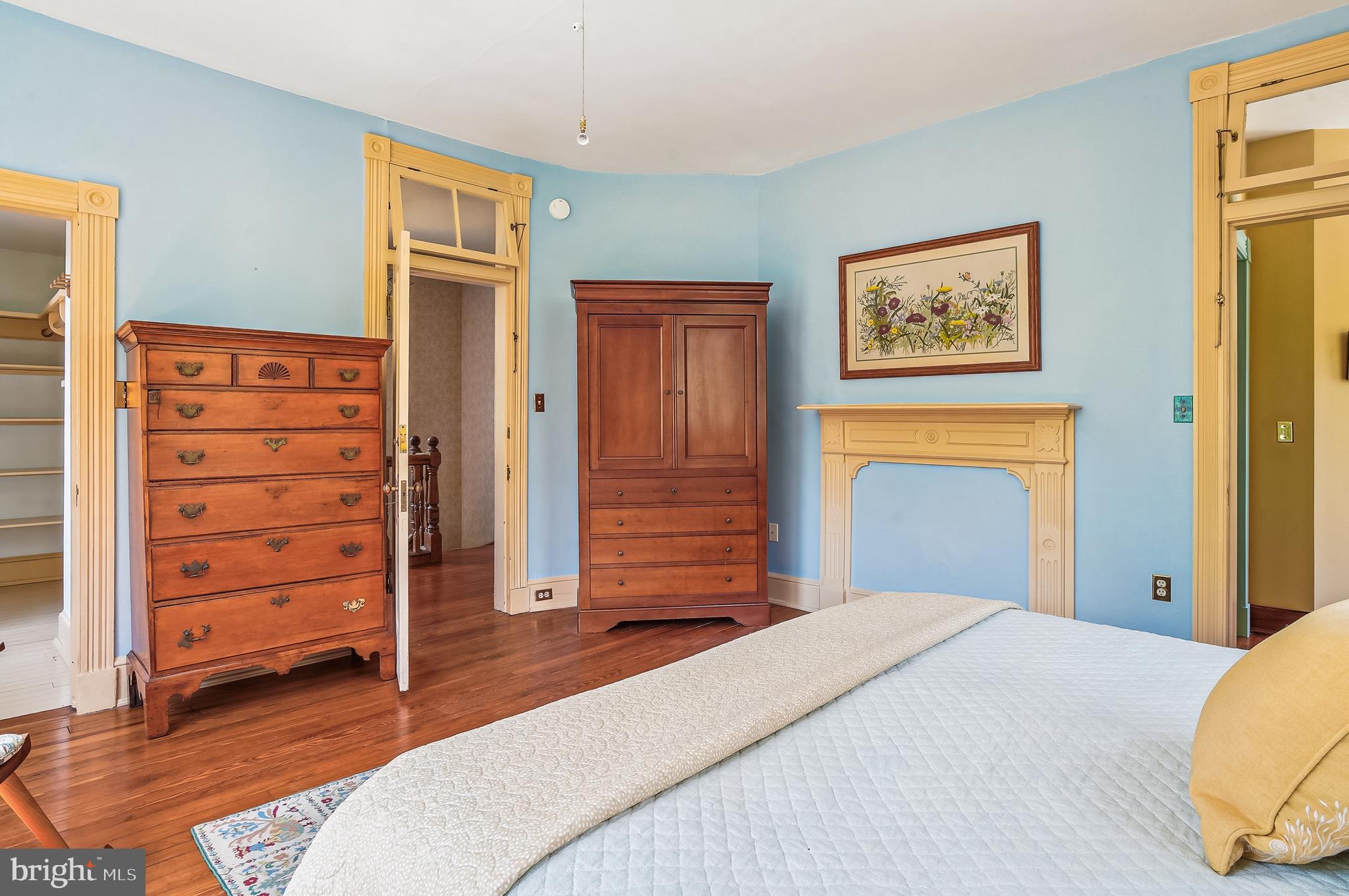 ROYAL OAK - Residential