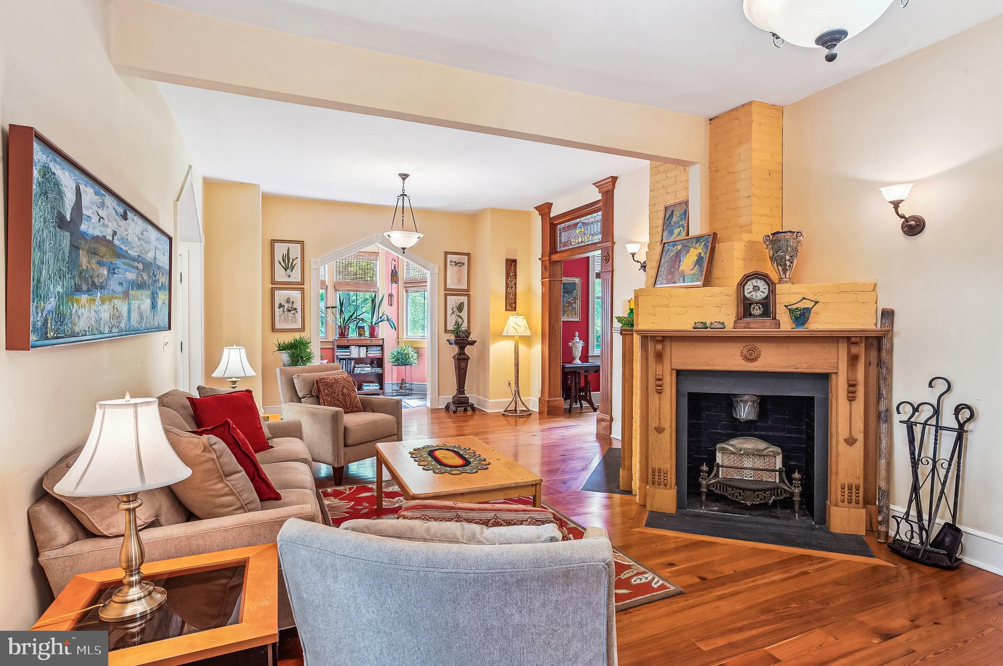 ROYAL OAK - Residential