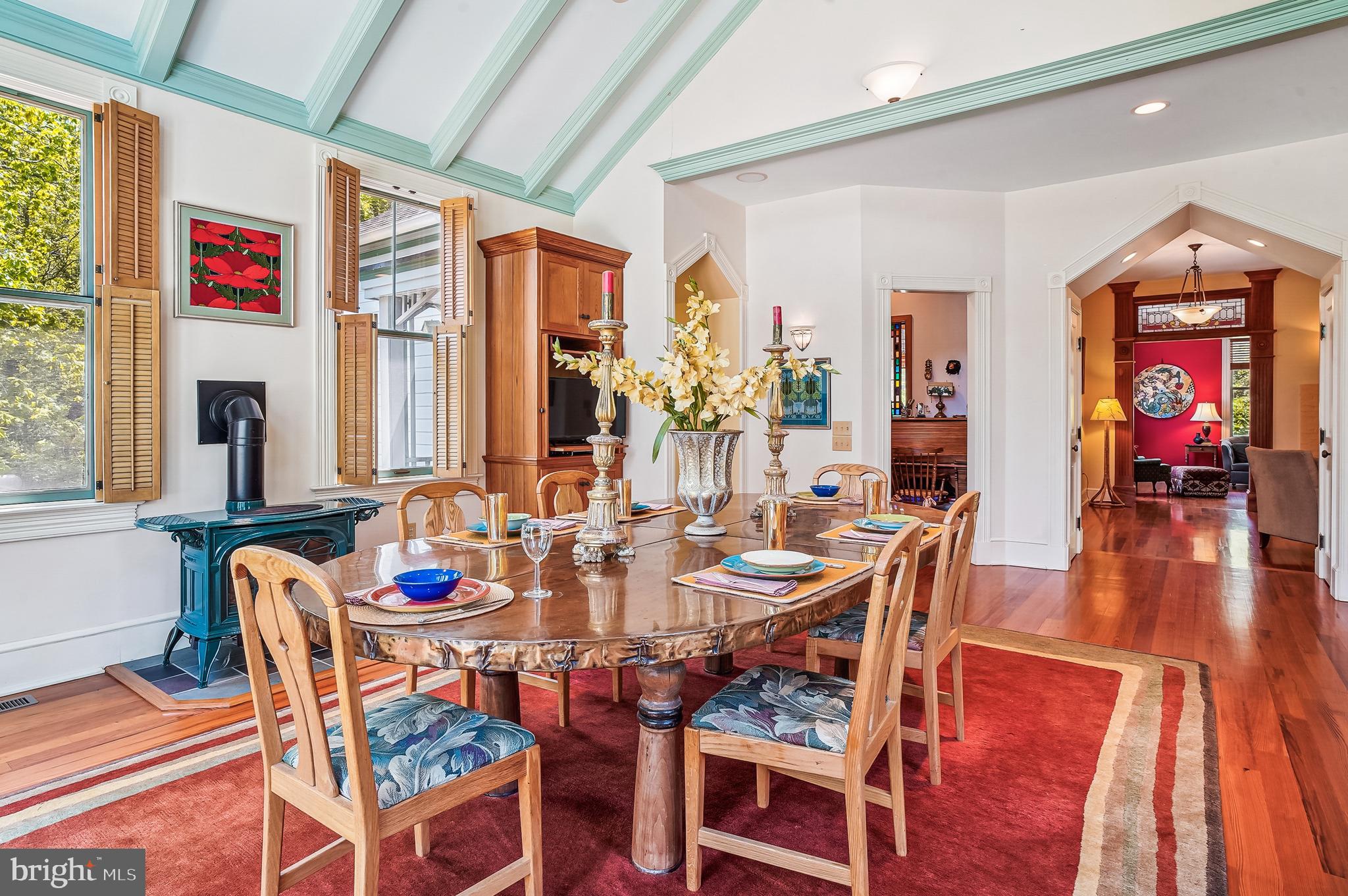 ROYAL OAK - Residential