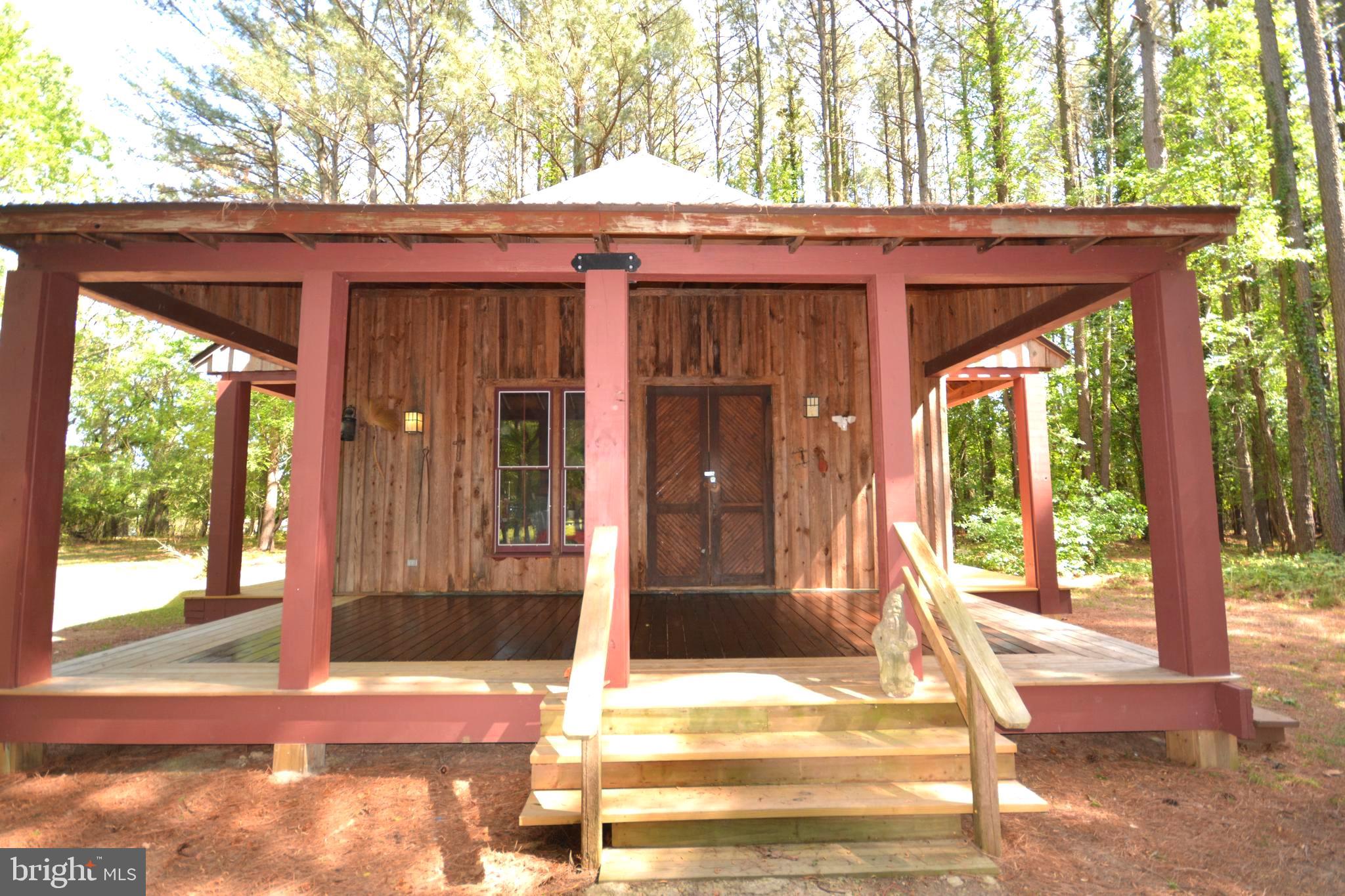 ROYAL OAK - Residential