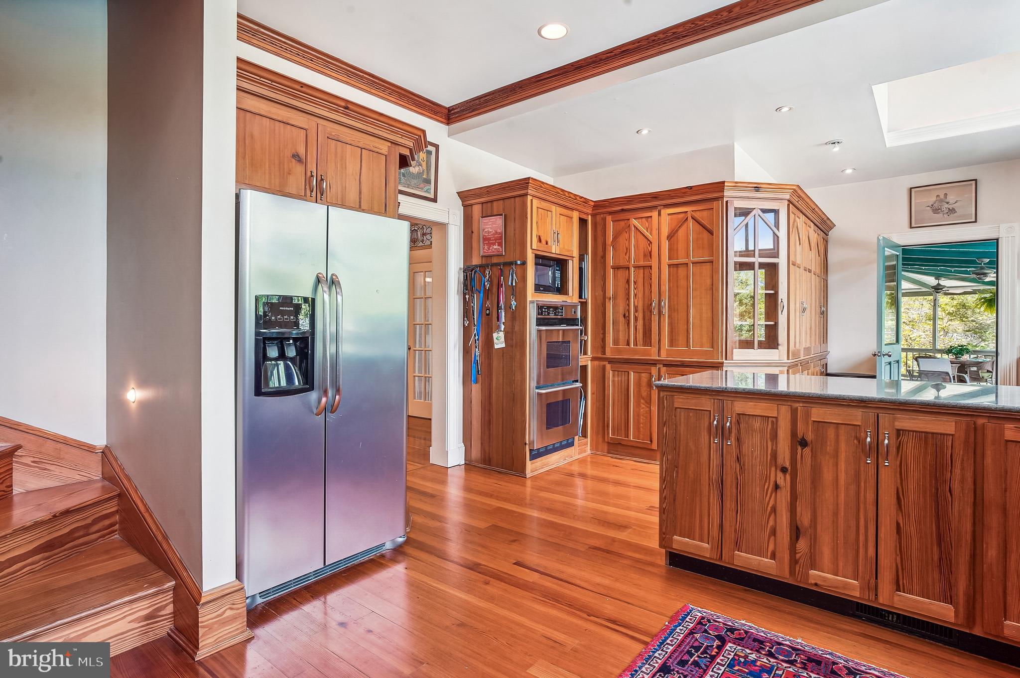 ROYAL OAK - Residential