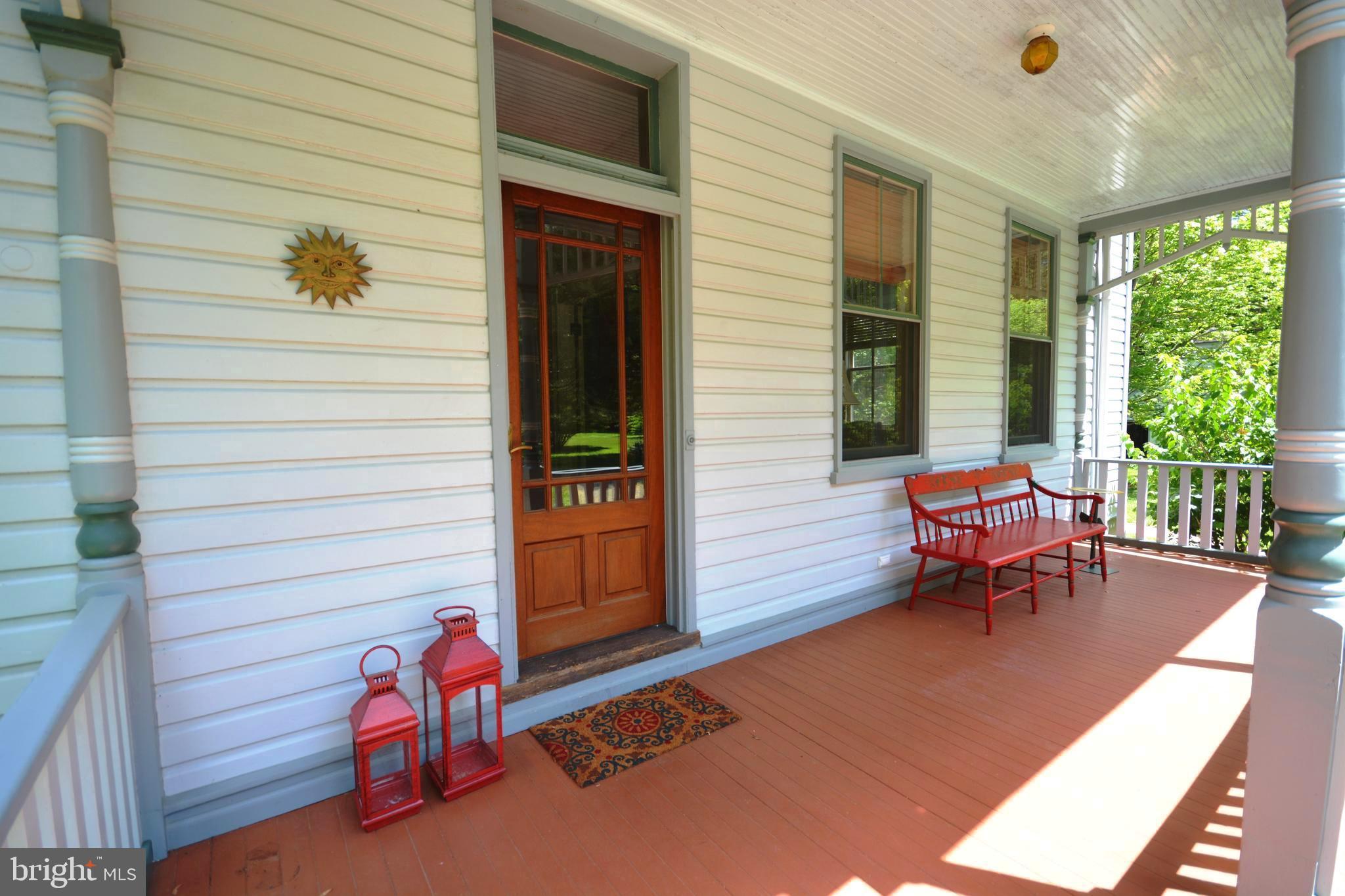 ROYAL OAK - Residential