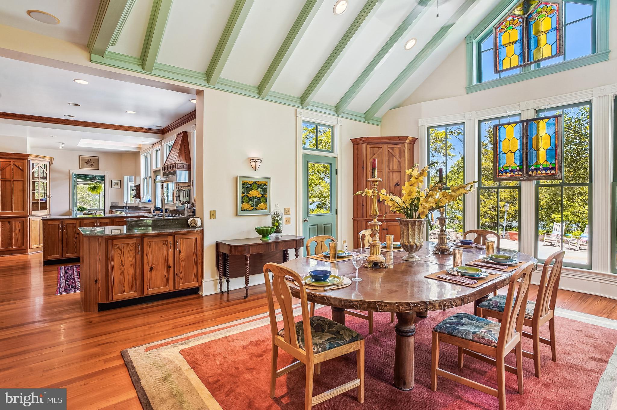 ROYAL OAK - Residential