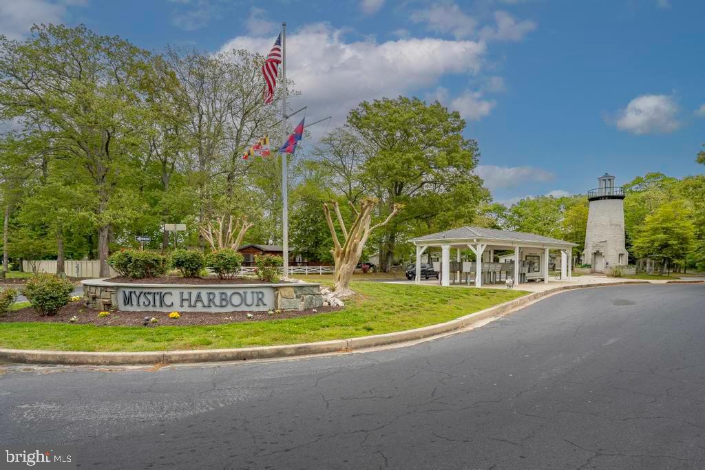 MYSTIC HARBOUR - Residential