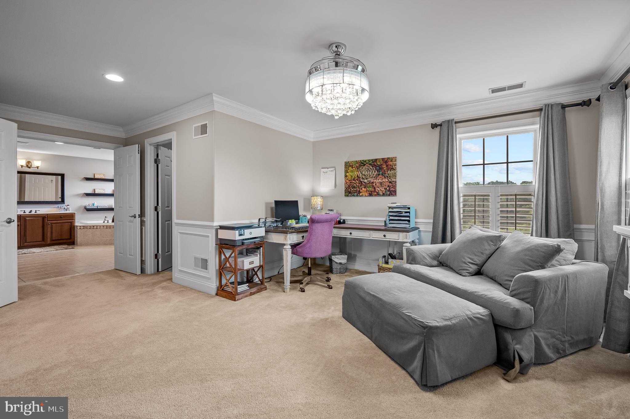 WHITE CLAY KNOLL - Residential