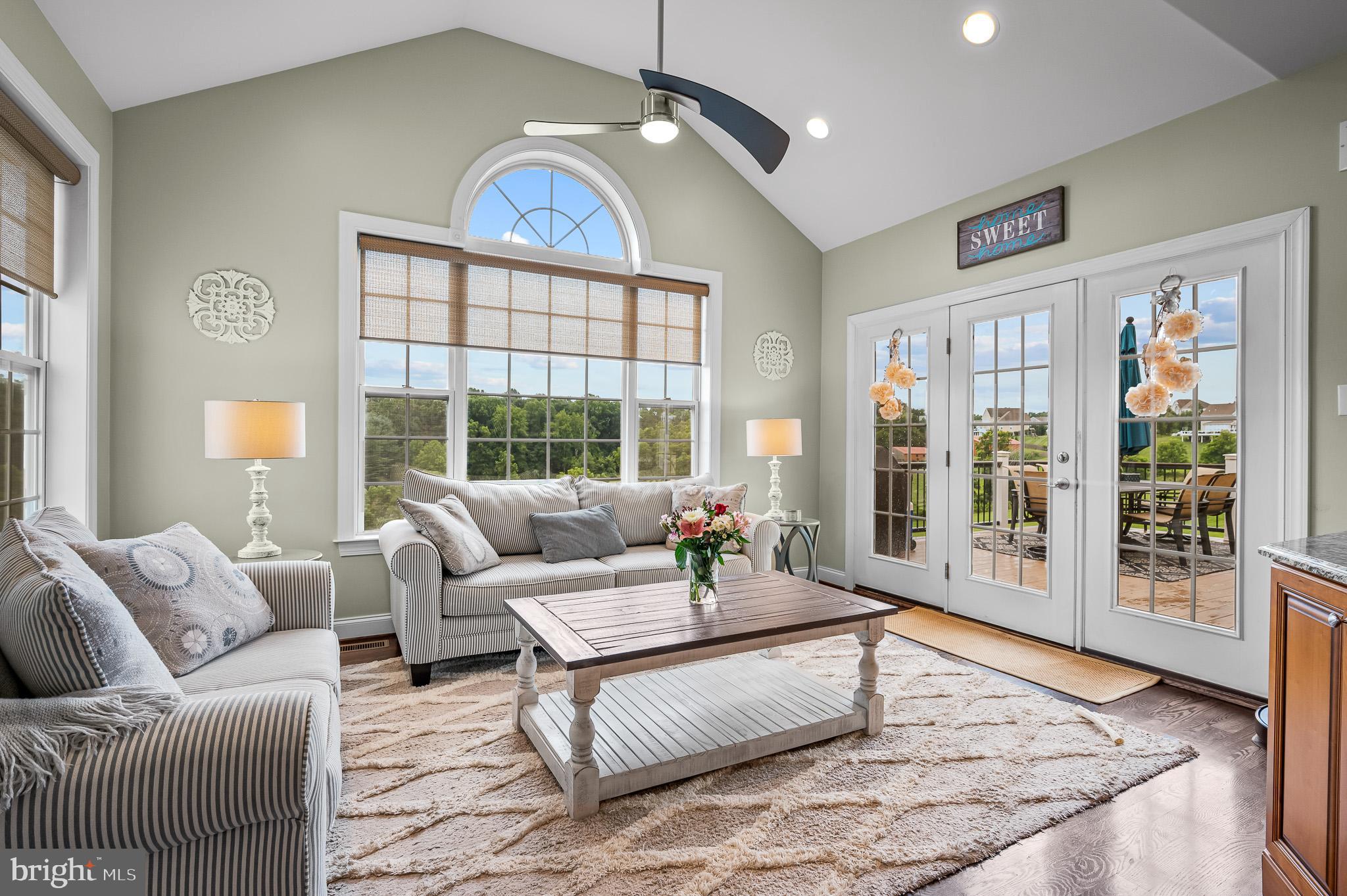 WHITE CLAY KNOLL - Residential