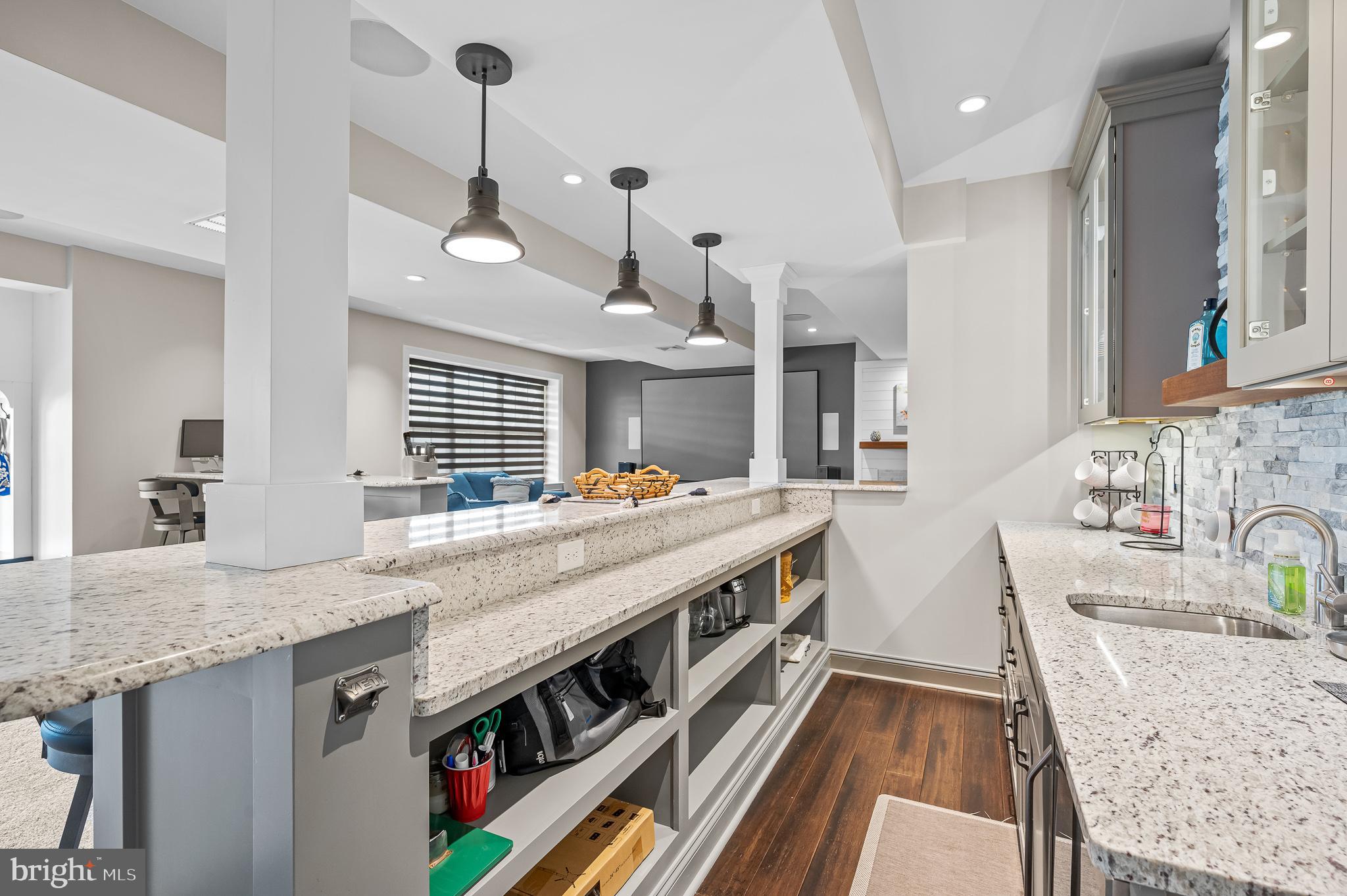 WHITE CLAY KNOLL - Residential