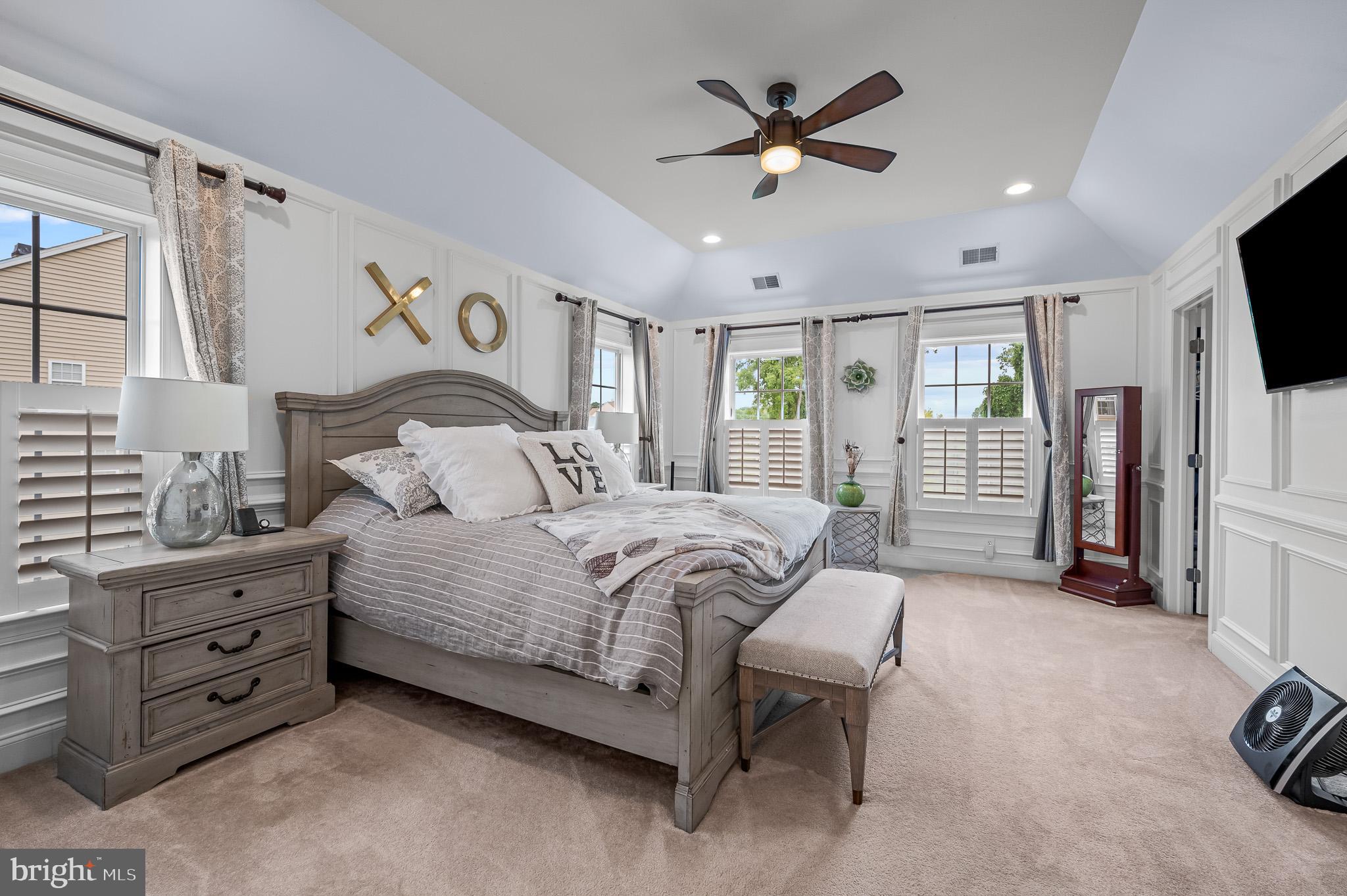 WHITE CLAY KNOLL - Residential