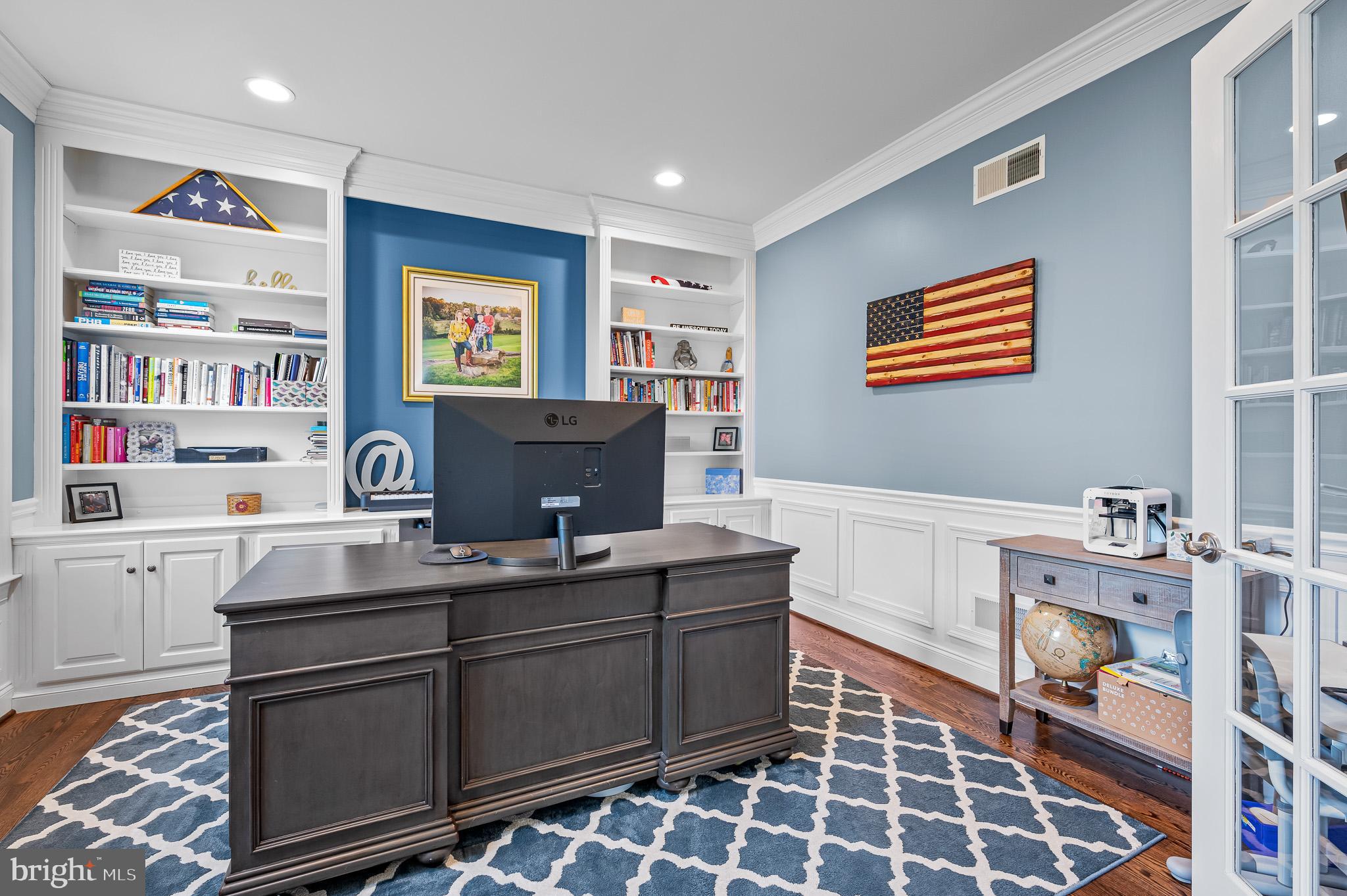 WHITE CLAY KNOLL - Residential