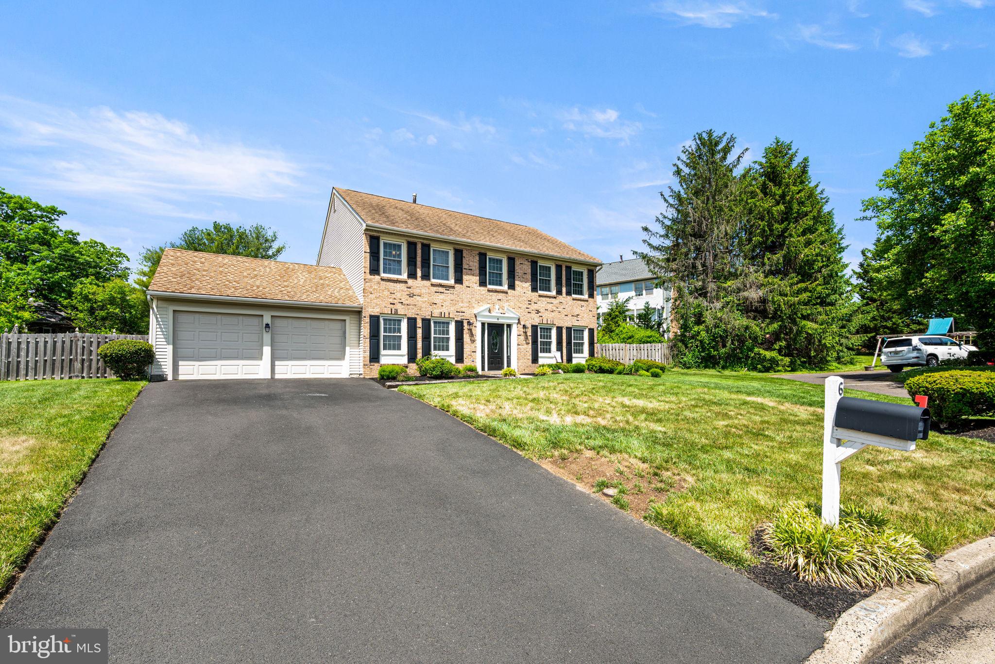 6 GOLDENROD COURT