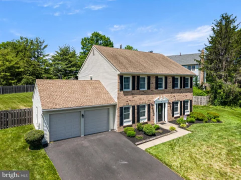 6 Goldenrod Court, Newtown, PA MLS: PABU2122362