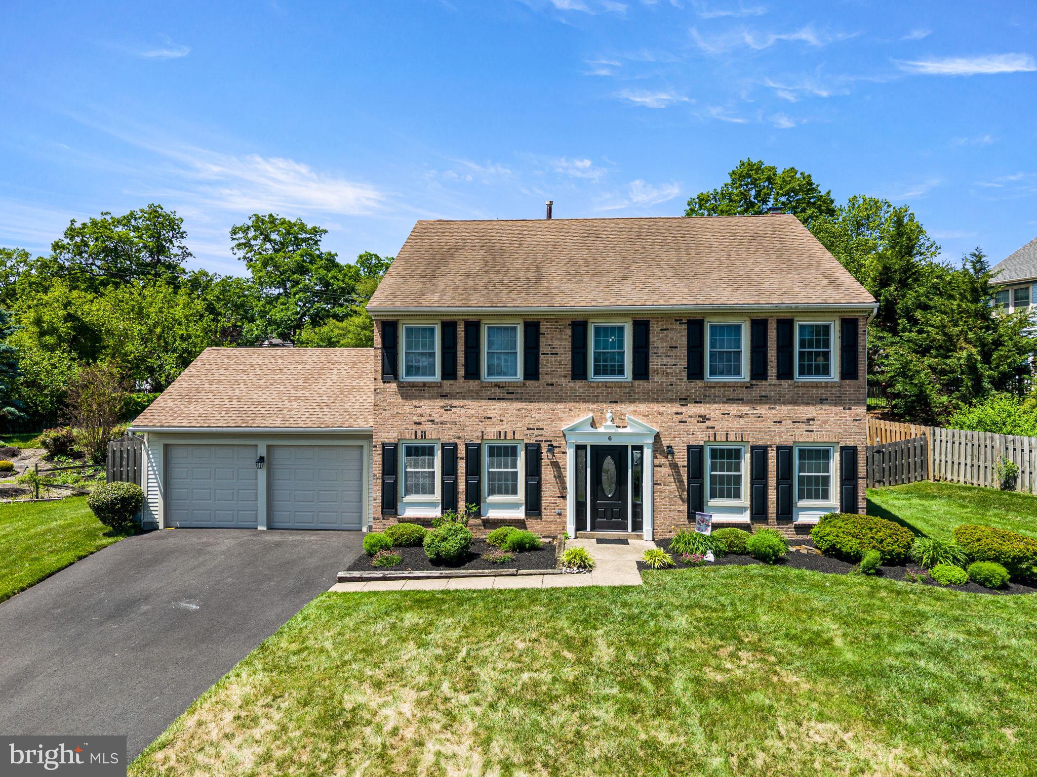 6 GOLDENROD COURT