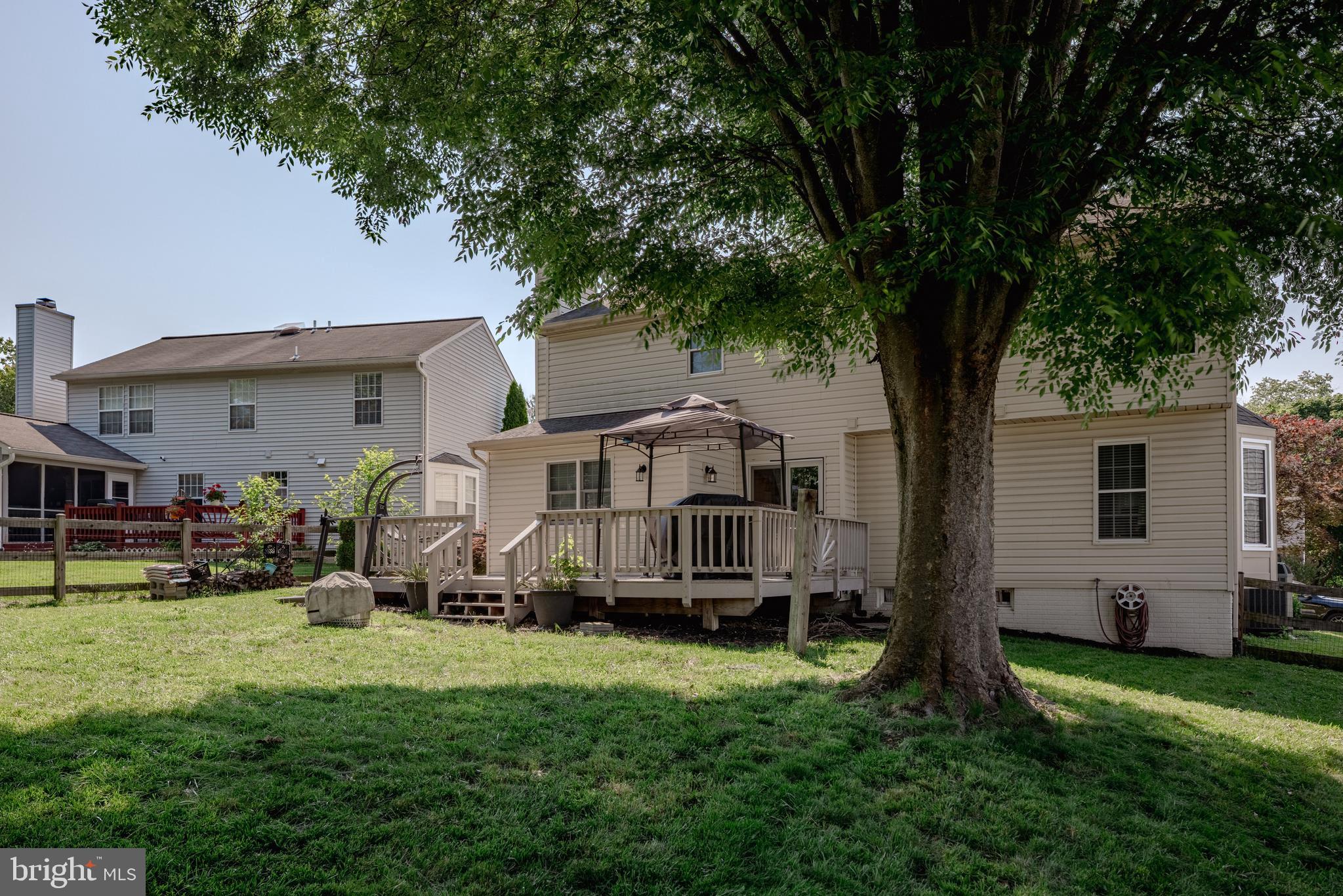 WHEATFIELD - Residential