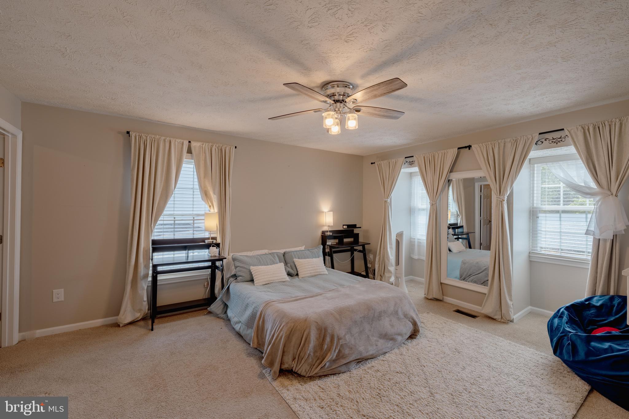 WHEATFIELD - Residential