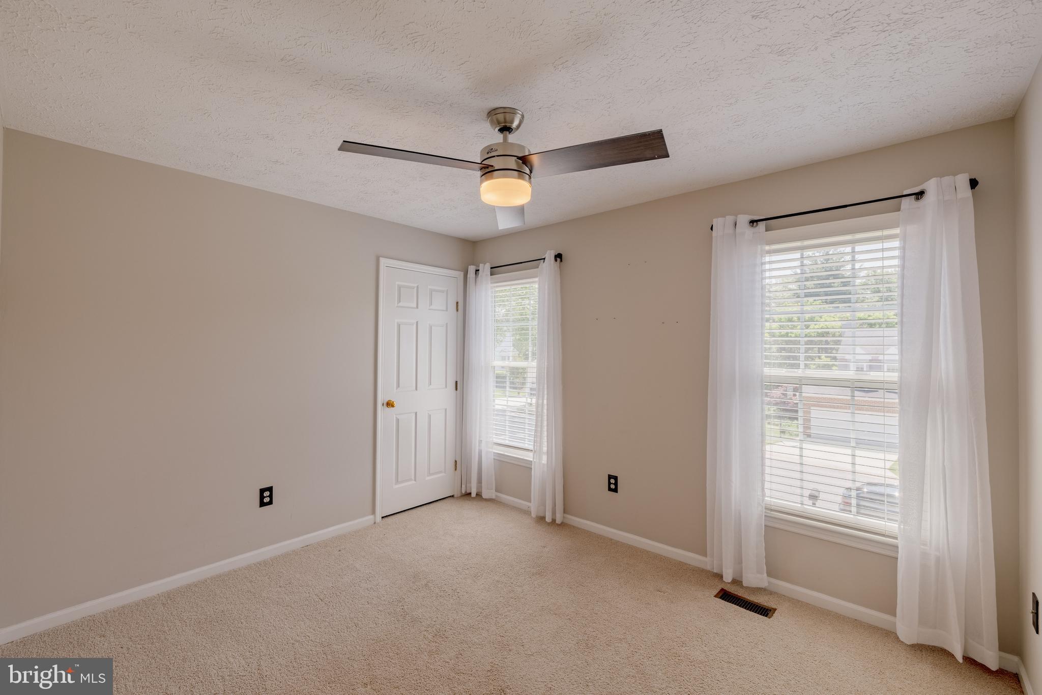 WHEATFIELD - Residential