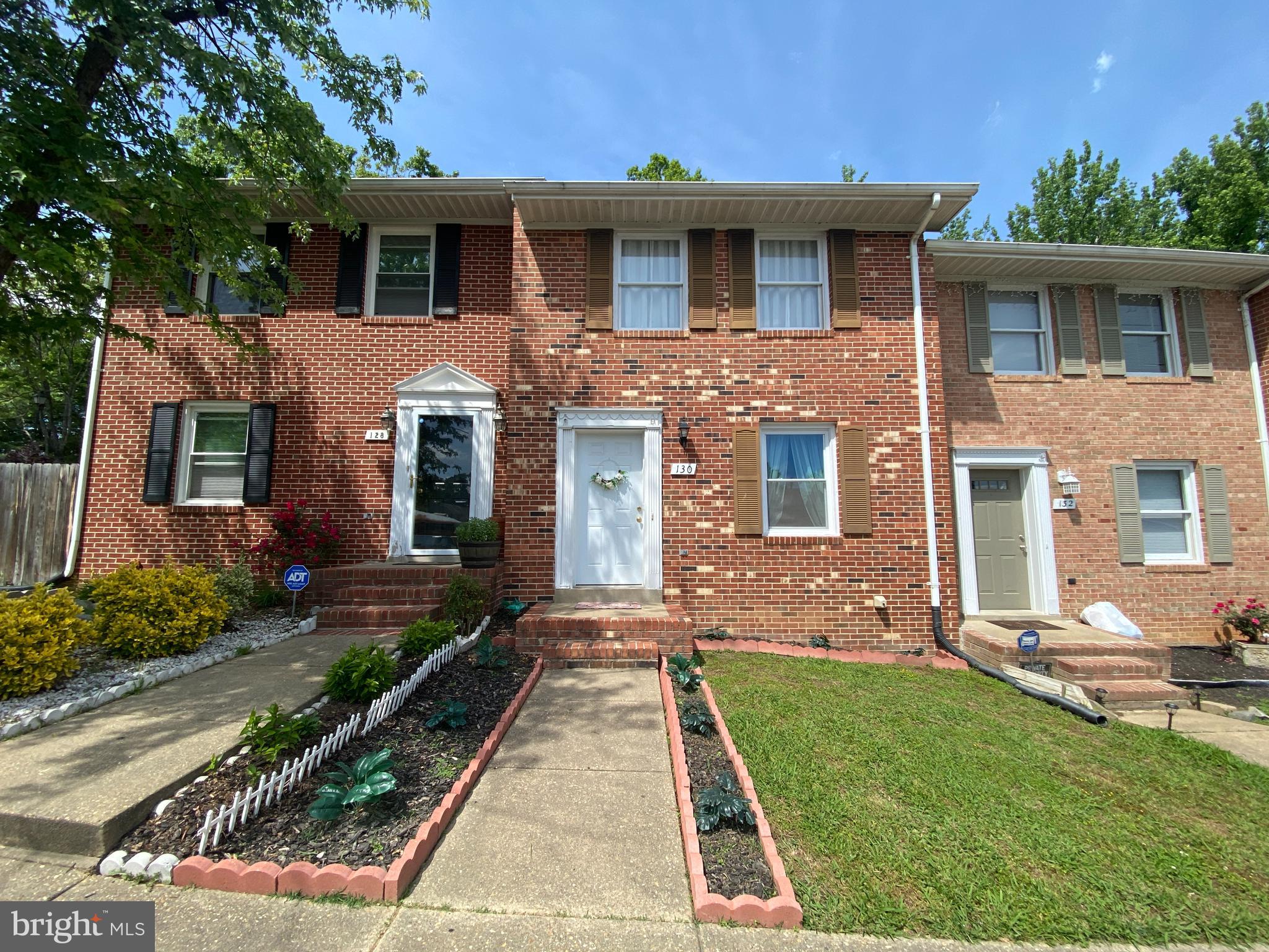 OLDE GREENWICH - Residential Lease