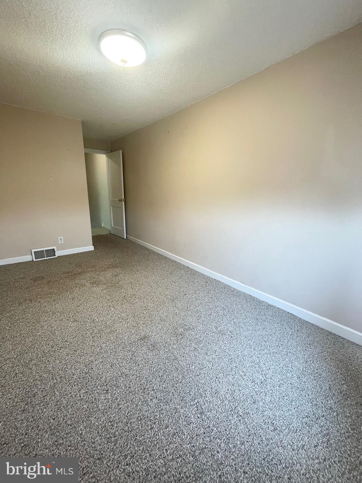 MAYFAIR - Residential