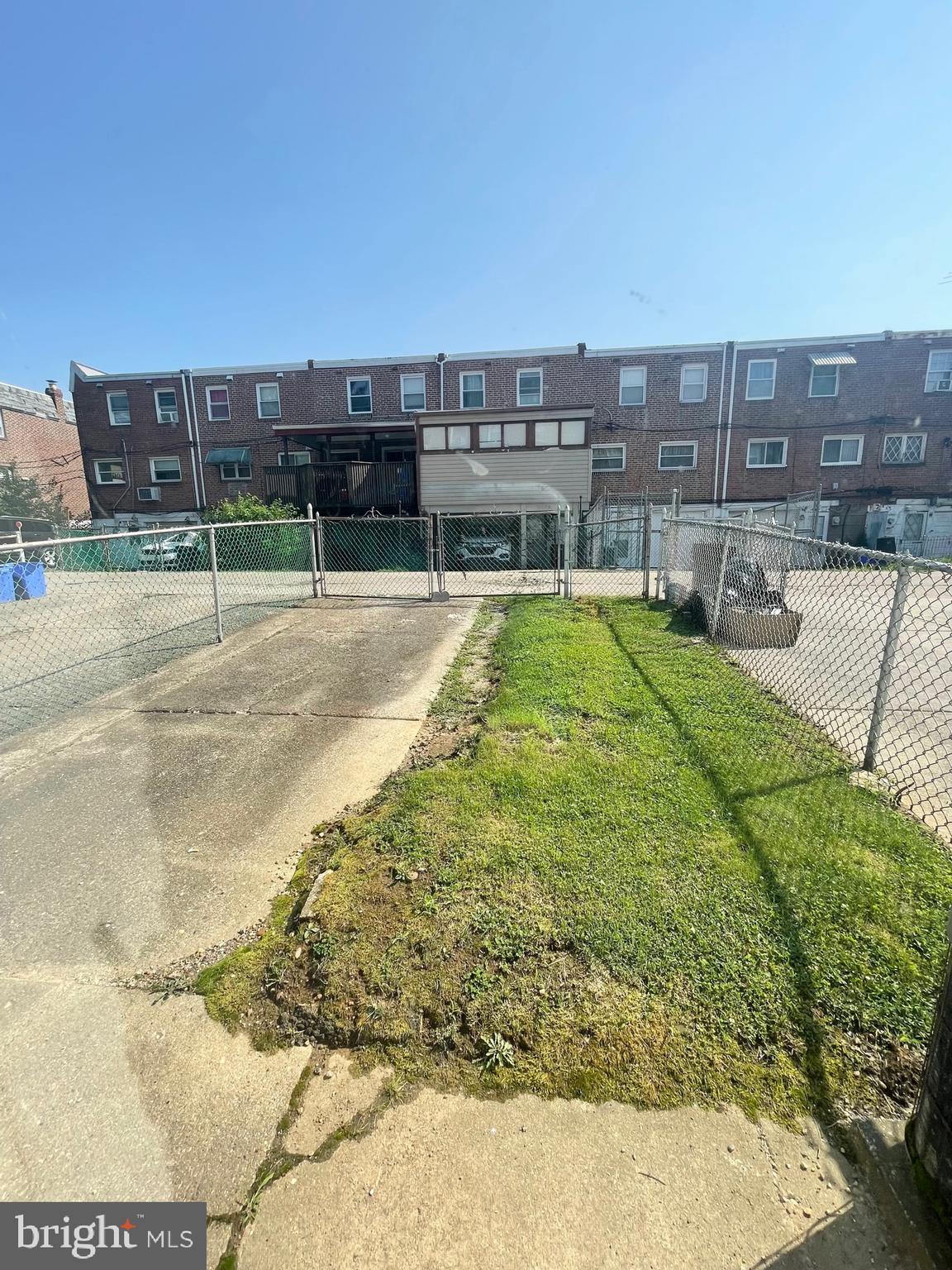 MAYFAIR - Residential