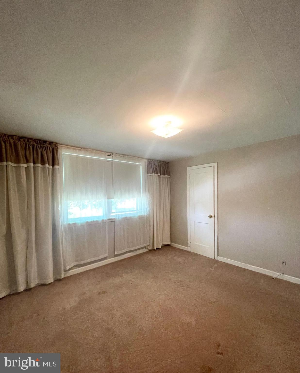 MAYFAIR - Residential