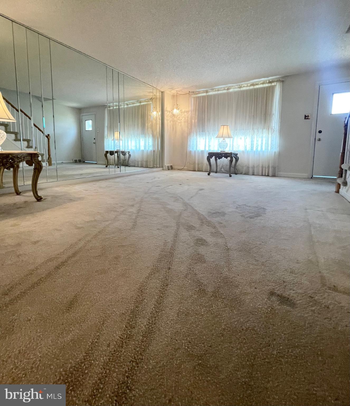 MAYFAIR - Residential