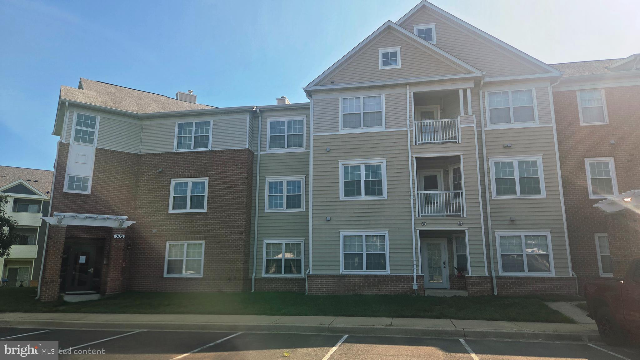 302 GATEHOUSE LANE C 302C
