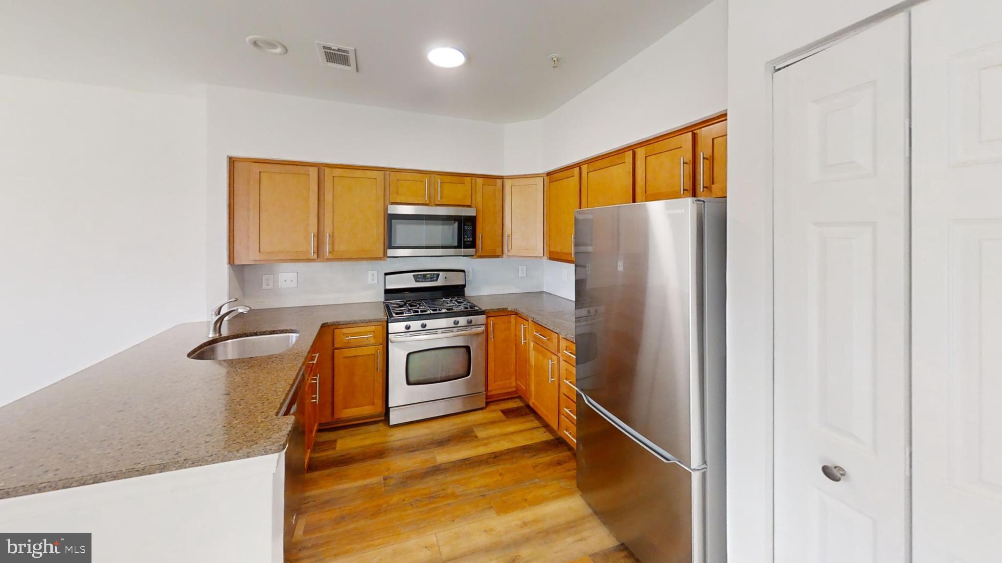 302 GATEHOUSE LANE C 302C