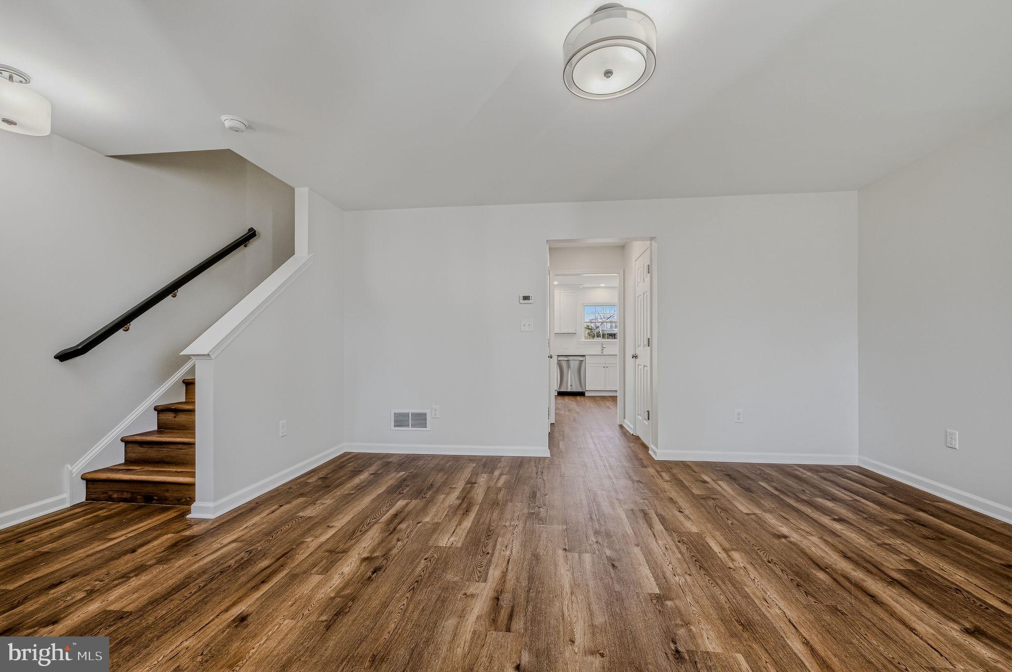 108 E 39TH STREET