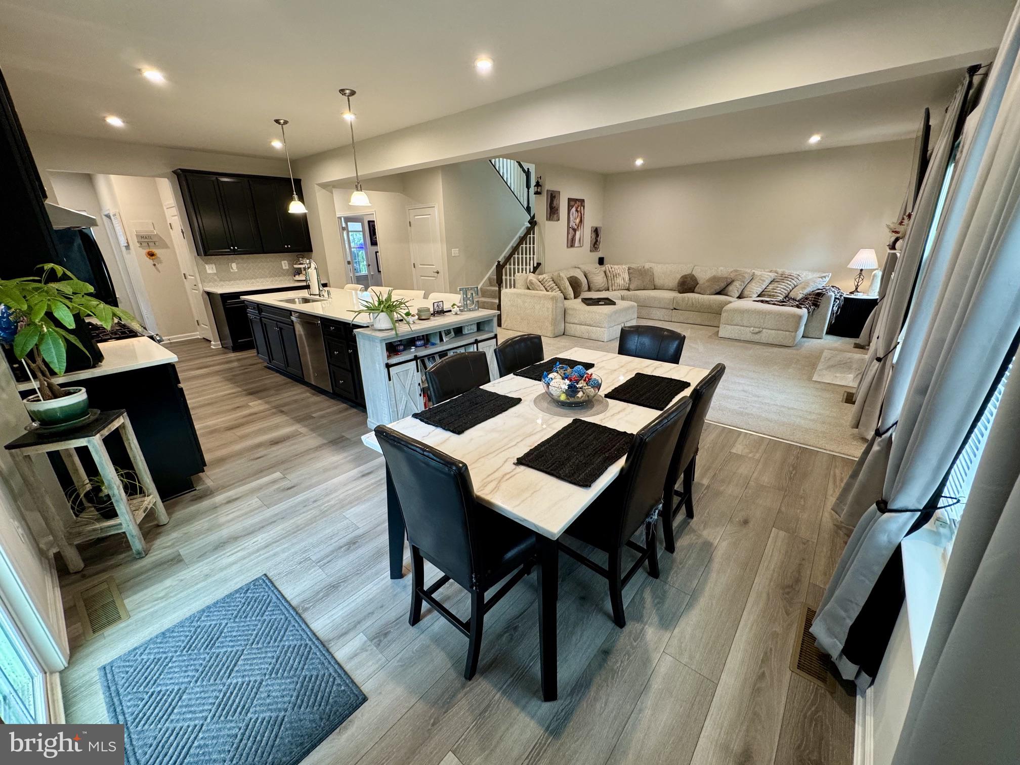 203 BRAEBURN DRIVE
