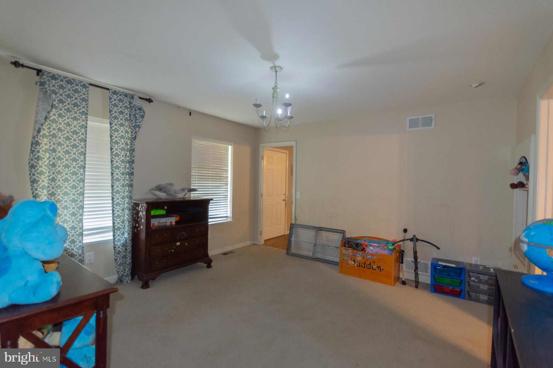 CROWTHER & GRANT - Residential