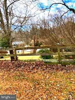 SLEEPY HOLLOW WOODS - Land