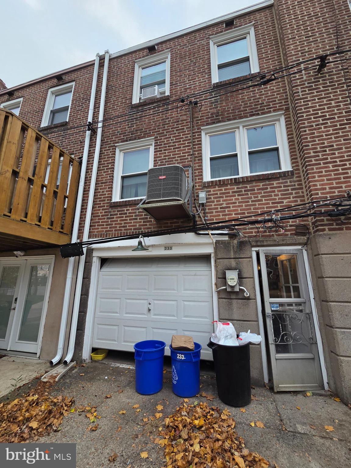 CLIFTON HEIGHTS - Residential